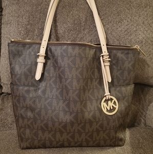 Michael Kors tote